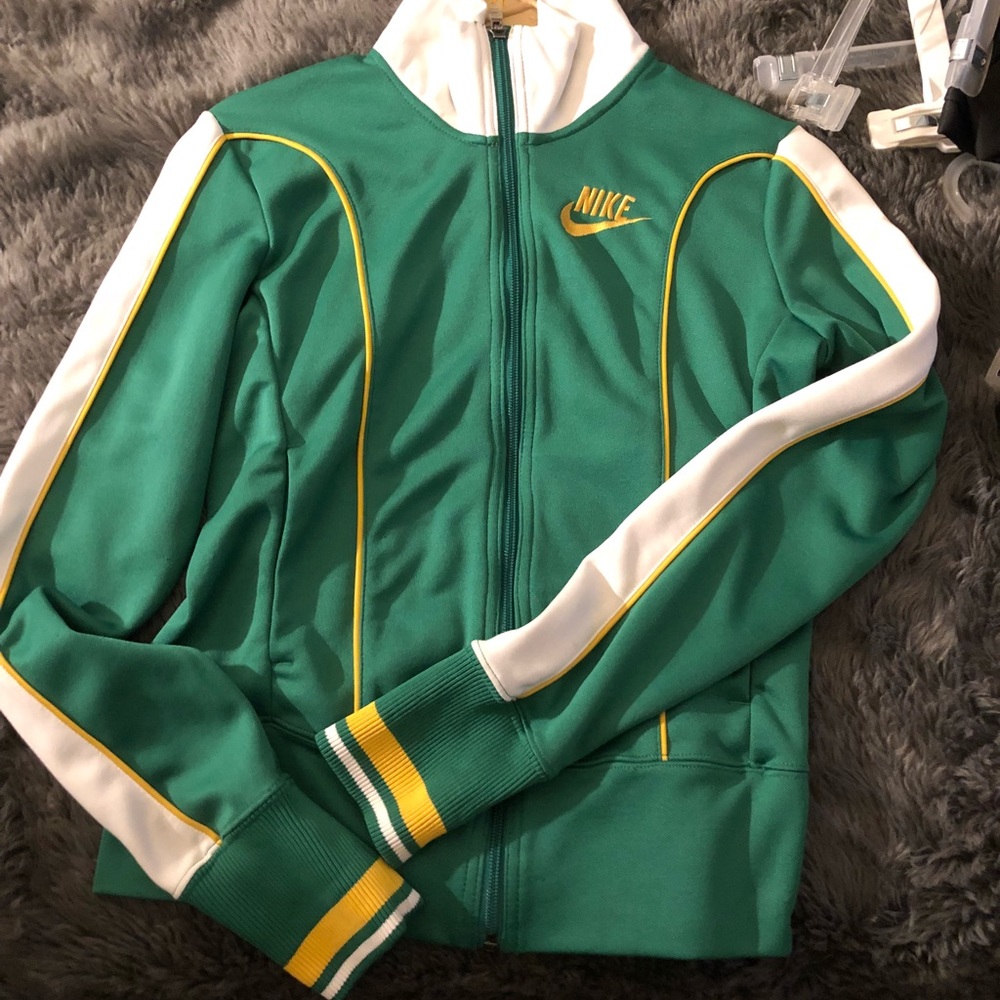 NIKE zip up